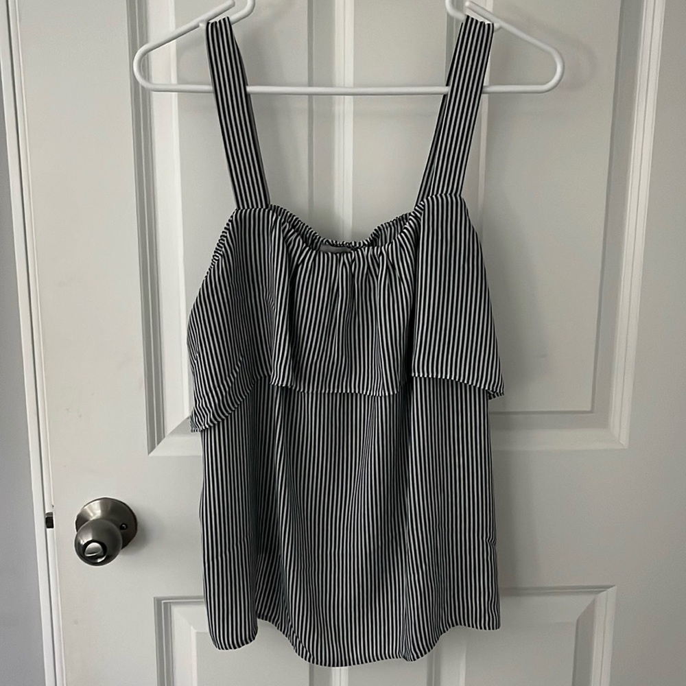 Women’s Loft Outlet Tank Top Medium - Navy & White